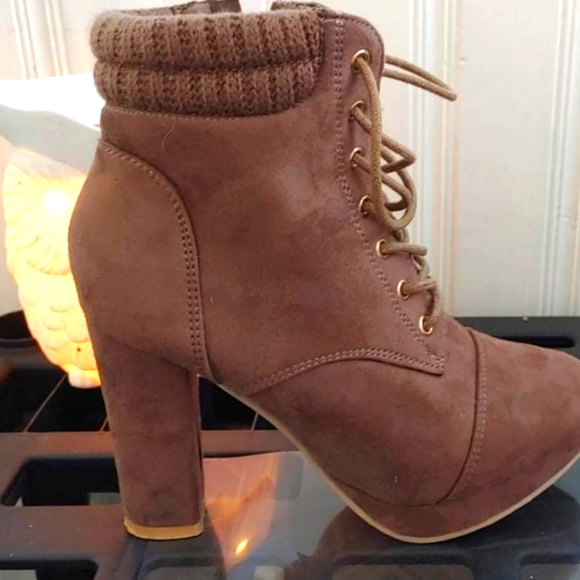 Boots - Picture 1 of 1